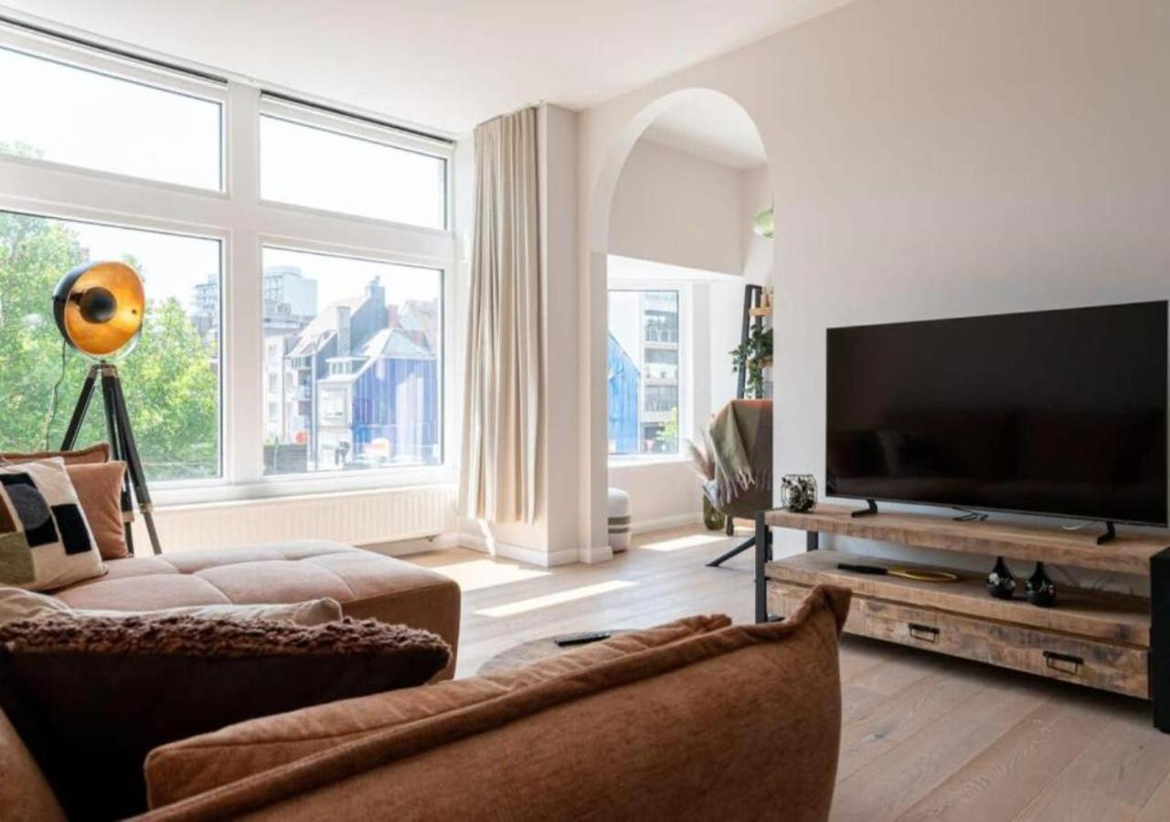 Renovated Art Deco Apartment With Vintage Elements ออสเทนด์ ภายนอก รูปภาพ